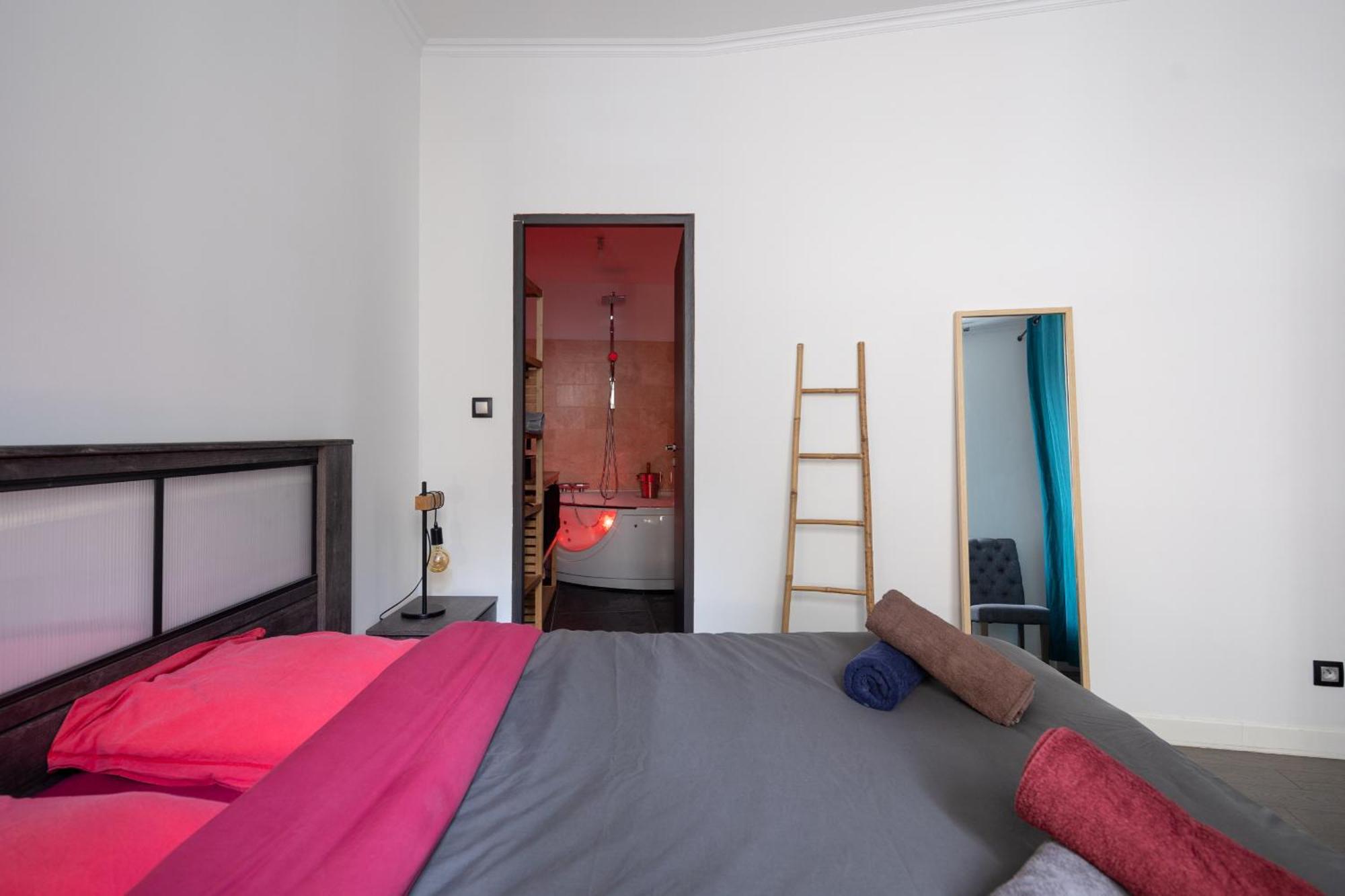Appartement Spacieux Au Coeur D'Angers Etage 1 - 6 Personnes Ngoại thất bức ảnh